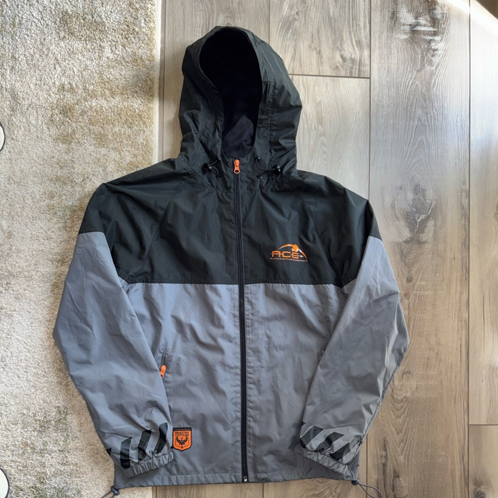 Disney World Pandora ride windbreaker